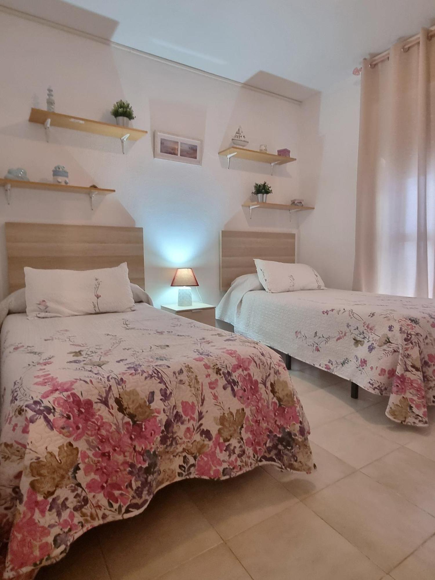 Apartamento Cayetano Rota Esterno foto